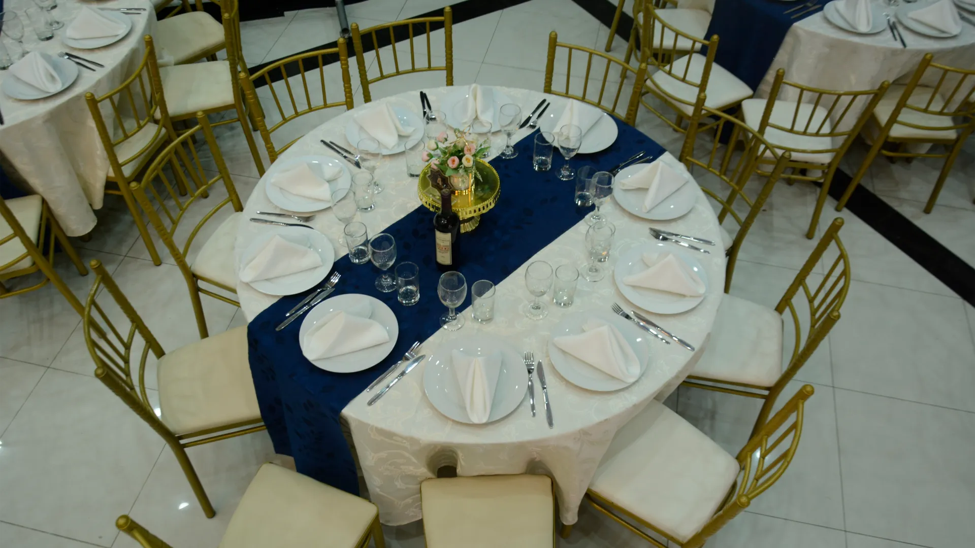 Tu evento con el mobiliario que merece